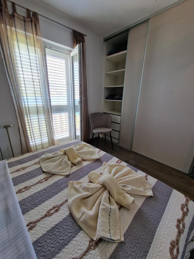 Apartments Rina - Kneze Račišće 外观 照片